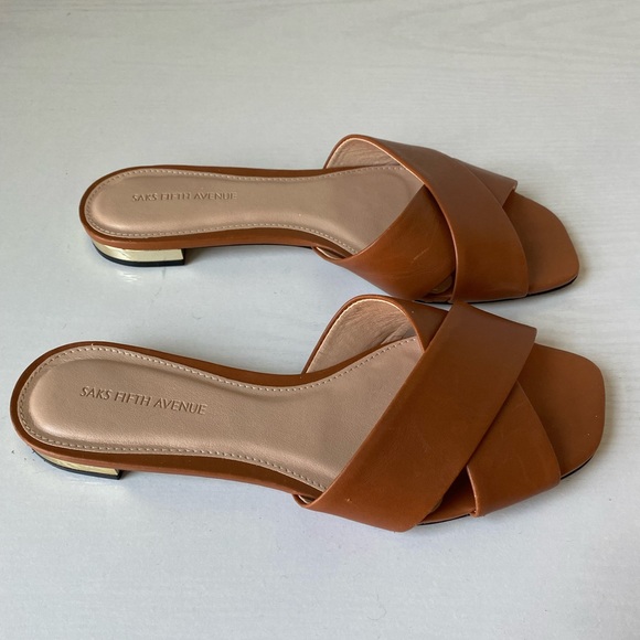 Saks Fifth Avenue tan sandals with gold heel trim (Second Pair) - Picture 2 of 5